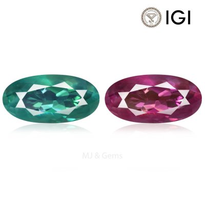 Natural Alexandrite Oval 0.64 ct / size 6.6x3.4x3.1 MM 