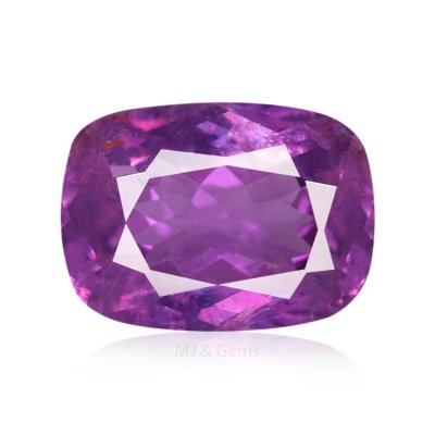 Natural Purple Sapphire Cushion 0.72 ct / size 5.7x4.3x2.8 MM 